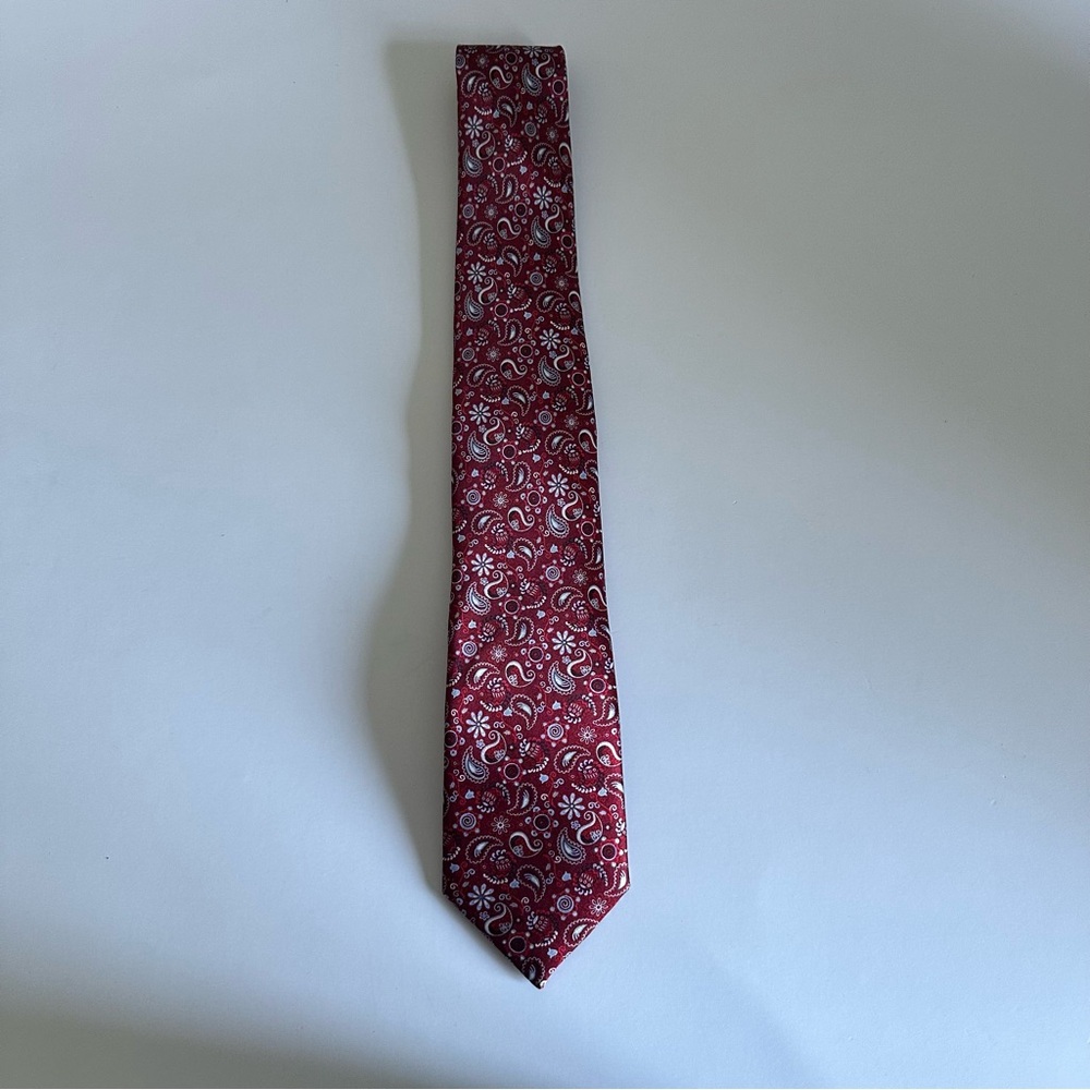 Joseph Abboud Red Paisley Silk Tie with White Accents L: 61” W: 3”